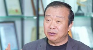 久久久精选